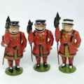Lot of 3 Vintage british Beefeater guards lead soldiers