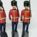 Lot of 5 Vintage British foot guards lead soldiers