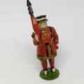 Vintage Beefeater lead soldier - Britains Ltd