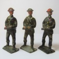 Lot of 3 vintage lead soldiers