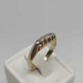 18kt Gold ring with 5 small diamonds - weighs 3.0grams- size M 1/2