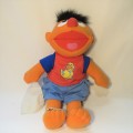 Sesame Street Check-up Ernie talking doll - Dutch version