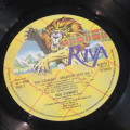 Vintage Vinyl Music Record LP 33 rpm Rod Stewart Greatest Hits - 1979 WEA Records - RODTV 1