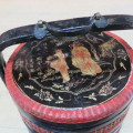 Chinese red, black and gold wedding basket - Top 28 x 28 cm - 46 cm High