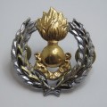 SADF Engineers cap badge - Screw type