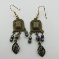 Vintage pairs of earrings