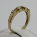 9kt Gold ring with citrines and small diamonds - weighs 2.0g - size N/7