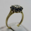 18kt Gold ring with diamonds and sapphires - weighs 4.2g - size N/7