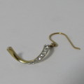 9kt Gold Spiral earrings with cubic zirconia`s - weighs 0.6g