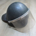 SA Army riot helmet with visor