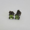 Pair of sterling silver earrings with green stones - Possibly peridots - Weighs 1,2 g