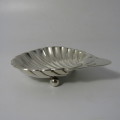 1899 Chester hallmark silver scallop shell dish by John Milward Banks - weighs 36.1g