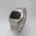 Vintage Pulsar P3 stainless steel digital electronic mens watch - Chips on glass - Working