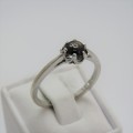 Sterling silver ring with black Cabochon Sapphire - Size P 1/2 - Weighs 2,2 g