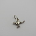 Sterling silver kangaroo charm - Weighs 0,9 grams