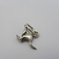 Sterling silver kangaroo charm - Weighs 0,9 grams