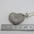 Sterling silver heart pendant and necklace with clear stones - Weighs 22,7 g - Length 49 cm
