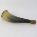 Antique gun powder horn, made of cow horn