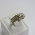 18kt White gold diamond ring with 0,504 ct diamond (colour J, SI2) and about 60 smaller diamonds