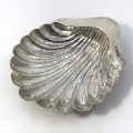 Hallmarked sterling silver scallop shell dish - Sheffield 1909 - Weighs 63,5 g