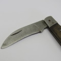 Vintage folding pocket knife with wooden handle - Blade lock loose