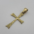 9kt Gold cross pendant - Weighs 0,4 g