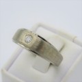 18kt white gold mens ring with 0,16ct diamond - Weighs 4,6 g - Size R 1/2