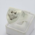 Sterling silver ring with SADF 32 Battalion crest - Weighs 12,8 g - Size Y