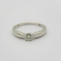 9kt White gold diamond ring - appr. 0,24ct - Weighs 2,8 g - Size O 1/2