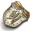 Vintage Nederland Vrij Onder Oranje pin badge