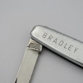 Vintage Richard 2 blade pocket knife - Marked Bradley Engrs 33-4153