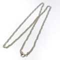 Sterling Silver necklace - weighs 4,5g - 49cm