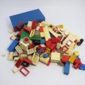 Lot of about 300 vintage Lego pieces