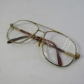 Vintage reading glasses in case