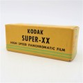 Kodak Super XX panchromatic film XX120-6x9 - Expired April 1950 - Unused and unopened