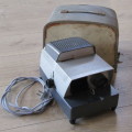 Braun 35mm slide projector in case - excellent condition