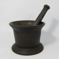 EEch Hile and Co. Ltd. Vysel and Stamper antique mortar and pestle No. 2 Best British make