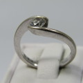 18kt White Gold ring with round brilliant diamond of 0.36 carat color I/J - size J