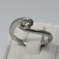 18kt White Gold ring with round brilliant diamond of 0.36 carat color I/J - size J