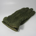 Vintage Polish Army Puma camo winter gloves - unissued