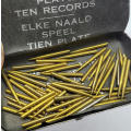 Vintage TREK gramophone needles tin - Some contents