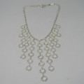 Beautiful costume jewellery diamante necklace - 41cm