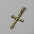 9kt Gold Cross pendant - weighs 0,4g