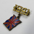 WW2 British 1941 Union Jack flag sweetheart brooch
