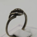 Vintage Sterling silver ring - weighs 1,2g - size L