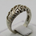 Vintage Sterling silver ring - weighs 2,6g - size L 1/2