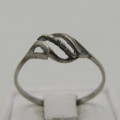 Vintage Sterling silver ring - weighs 0,8g - size O 1/2