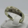 Vintage Sterling silver ring - weighs 2,4g - size S 1/2