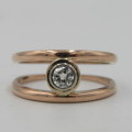 9kt rose gold ring with diamond of about 0,3 carat or 30 points - Weighs 4,8g