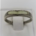 Vintage sterling silver ring with inlay - weighs 2,0g - size M